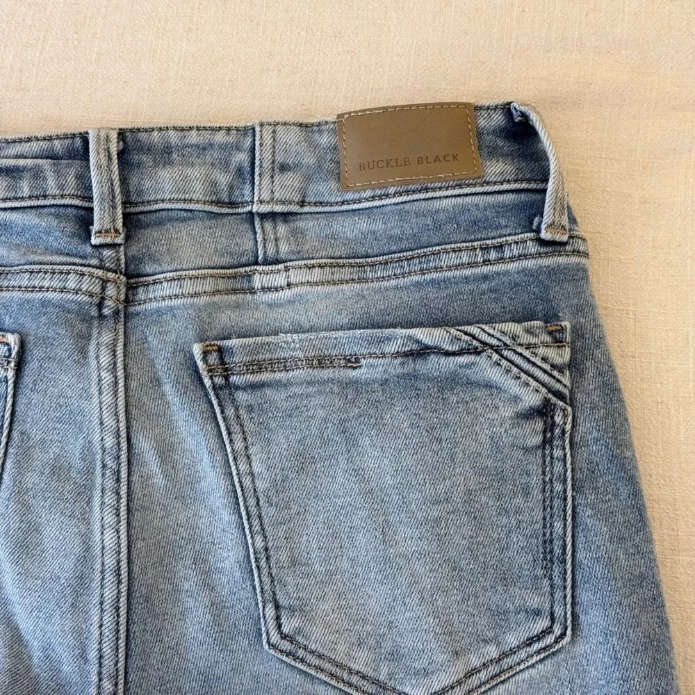 Buckle Black Fit No. 53 Distressed Flare Leg Jeans Womens 27x30 Light Blue
